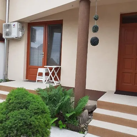 Lajtos Vendeghaz Guest house *
